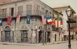 Restaurants - Café - New-Orleans - Vieille Maison De L'Absinthe - Pirate Jean Lafitte - Drapeaux - Hotels & Restaurants