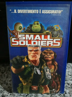 Small Soldiers Vhs - 1999 -Universal -F - Colecciones