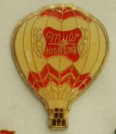 Q27 Pin's MONTGOLFIERE Balloon Muer Achat Immédiat - Luchtballons