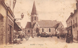 Bléré        37       Place Et église. Marché   (voir Scan) - Bléré