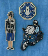 3 PIN'S //  ** BICENTENAIRE GENDARMERIE NATIONALE 1791 / 1991 / MOTARD & GENDARMETTE ** - F1