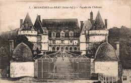 76 MESNIERES-en-BRAY   RARE    CPA  Façade Du Château - Mesnières-en-Bray