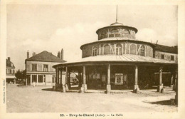 Ervy Le Chatel * Vue Sur La Halle Du Village * Place - Ervy-le-Chatel