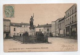 - CPA JONZAC (17) - Place Et Statue De La République 1904 - Edition GUILLIER 1953 - - Jonzac
