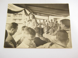 ATTENTION PHOTO ORIGINALE - Général De Gaulle - Discours Mostagaden (Algérie) - 1958- SUP  (FN 13) - Politicians & Soldiers