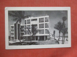 Mark 2100 Apartment Hotel   Fort Lauderdale       Florida       Ref 5113 - Fort Lauderdale