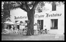 Cp Dentelée - LA GARDE FREINET - L'Hostellerie Claire Fontaine - Animée - Edit. TARDY - 1961 - La Garde Freinet