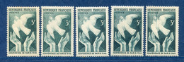 ⭐ France - Variété - YT N° 761 - Couleurs - Pétouille - Griffe Couleur - Neuf Sans Charnière - 1946 ⭐ - Unused Stamps