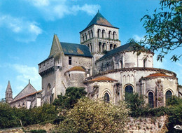 1 AK Frankreich * Saint-Jouin-de-Marnes - Die Ehemalige Abteikirche - Erbaut Ab Dem 11. Jh. * - Saint Jouin De Marnes