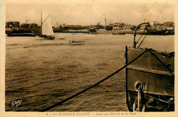 La Rochelle * La Pallice * Le Quai Au Pétrole Et Le Port - La Rochelle