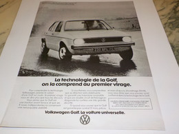 ANCIENNE  PUBLICITE TECHNOLOGIE VOITURE GOLF DE WOLKSWAGEN 1977 - Cars
