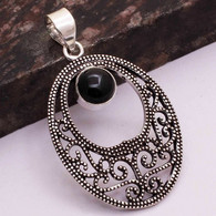 Neuf - Pendentif Ovale Argent 925 Ciselé Style Art Nouveau Serti Onyx Noir - Pendentifs