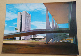 BRASILIA - EDIFICIO DI CONGRESSO - ARCHITECTE : Oscar Niemeyer - Brasilia