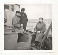 Photographie , Bateau , ILE D'YEU , 1951, 125 X 130 Mm, Frais Fr 1.65 E - Barche