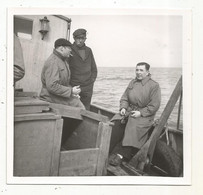 Photographie , Bateau , ILE D'YEU , 1951, 125 X 130 Mm, Frais Fr 1.65 E - Barcos