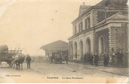 TRAPPES - LA GARE ( Extérieur) -édition Dureault -  EN ETAT - Trappes