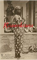 Belgisch Congo Belge Femme Du Haut-Congo Qui Vient De Terminer Ses Emplettes Au Marche De Kitobola Bangu CPA Afrique - Belgian Congo