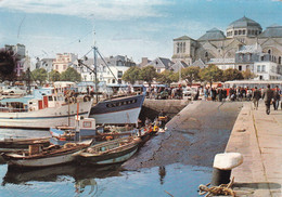 CONCARNEAU  LE QUAI ET L'ARRIERE PORT (MAR4) - Concarneau