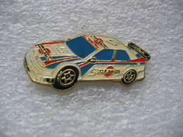 Pin's Voiture De Sport, Rallye Sponsorisée Par Martini - Rally