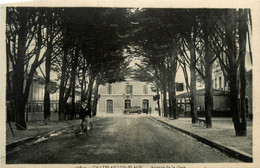 Châtelaillon Plage * Avenue De La Gare * Automobile Voiture Ancienne - Châtelaillon-Plage