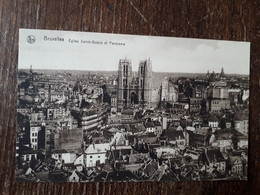 L38/224 BRUXELLES - Eglise Sainte-Gudule Et Panorama - Panoramische Zichten, Meerdere Zichten