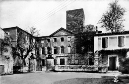 Sanilhac * Vue Sur Le Château , La Maison De Repos - Autres & Non Classés