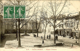 81 REALMONT LA PLACE THIERS LA BOUCHERIE DERRIERE LA CROIX EN 1912 - Realmont