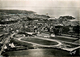 Douarnenez * Vue Générale Aérienne De La Ville * Le Stade * Stadium Sport - Douarnenez