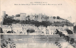 Chinon       37        Ruines  Du  Château Bâti Par Thibault Le Vieil  N° 5855      (voir Scan) - Chinon