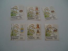 MALAYSIA DIFFERENT  USED STAMPS FLOWERS - Sonstige & Ohne Zuordnung