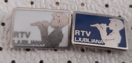 Radio Television  RTV Ljubljana Music Boy With A Whistle Slovenia Pins - Médias