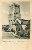 L'isle Jourdain * Route Et Vue Sur Le Clocher De L'église , Vue Prise Au Chevet - L'Isle Jourdain