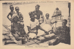 NIGERIA - UNE FAMILLE INDIGENE - CONGREGATION DES SOEURS DE N.D DES APOTRES -VENISSIEUX - Nigeria