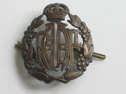 Cap Badge De La Royal Australian Air Force.  ***** EN ACHAT IMMEDIAT **** - Francia