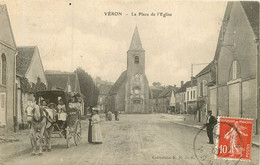 VERON La Place De L'église - Veron