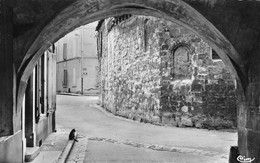 TRETS - Rue Gasquet Vers L'Eglise - Trets