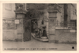 Courbevoie * Carte Photo * Le Quai De Seine * Les Inondations De Janvier 1910 * Crue - Courbevoie