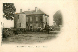 Couhé Vérac * Entrée Du Château De La Ville - Couhe