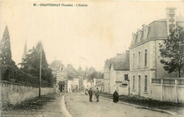 Chantonnay * Route De L'entrée Du Village - Chantonnay