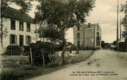 Les Moutiers En Retz * Avenue De La Mer * Vers Le Passage à Niveau * Ligne Chemin De Fer - Les Moutiers-en-Retz