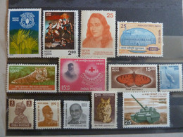 INDE LOT DE TIMBRES NEUFS **/* TOUS DIFFERENTS - Collections, Lots & Series