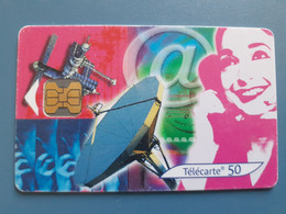 F1113 50U OB 12/00 Le XXe Siècle Carte N°6 - Les Télécommunications - 2000