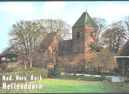 Nederland Holland Pays Bas Hellendoorn Met Oude Nederlands Hervormde Kerk Tussen De Bomen - Hellendoorn