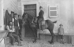 Carte Photo Militaria Schweizer Armee  Armée Suisse Cavalier - Dragon - Animée - à Cheval - Sonstige & Ohne Zuordnung