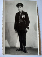 CARTE PHOTO  OFFICIER De POLICE De VICHY - Voir Col - Décorations - Anonyme - TBE - Guerra 1939-45