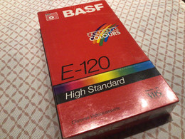 VHS Bash Fantastische Colours Chrome Vidéo High-tech Standard Cassette Neuve Emballage D’origine - Sonstige & Ohne Zuordnung