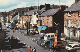 Postcard High Street Bala [ White VW Camper Bus On Right ] My Ref B14512MD - Merionethshire