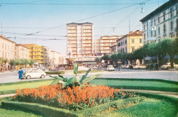 Delcampe - Cartolina - Modena - Largo Garibaldi - 1970 Ca. - Modena