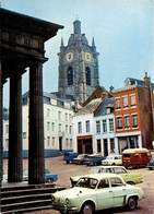 Avesnes Sur Helpe * La Collégiale Vue Du Tribunal * Automobile Voiture Ancienne - Avesnes Sur Helpe