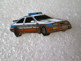 PIN'S    FORD  SIERRA  RS  COSWORTH   GENDARMERIE          Email Grand Feu  DEHA - Ford